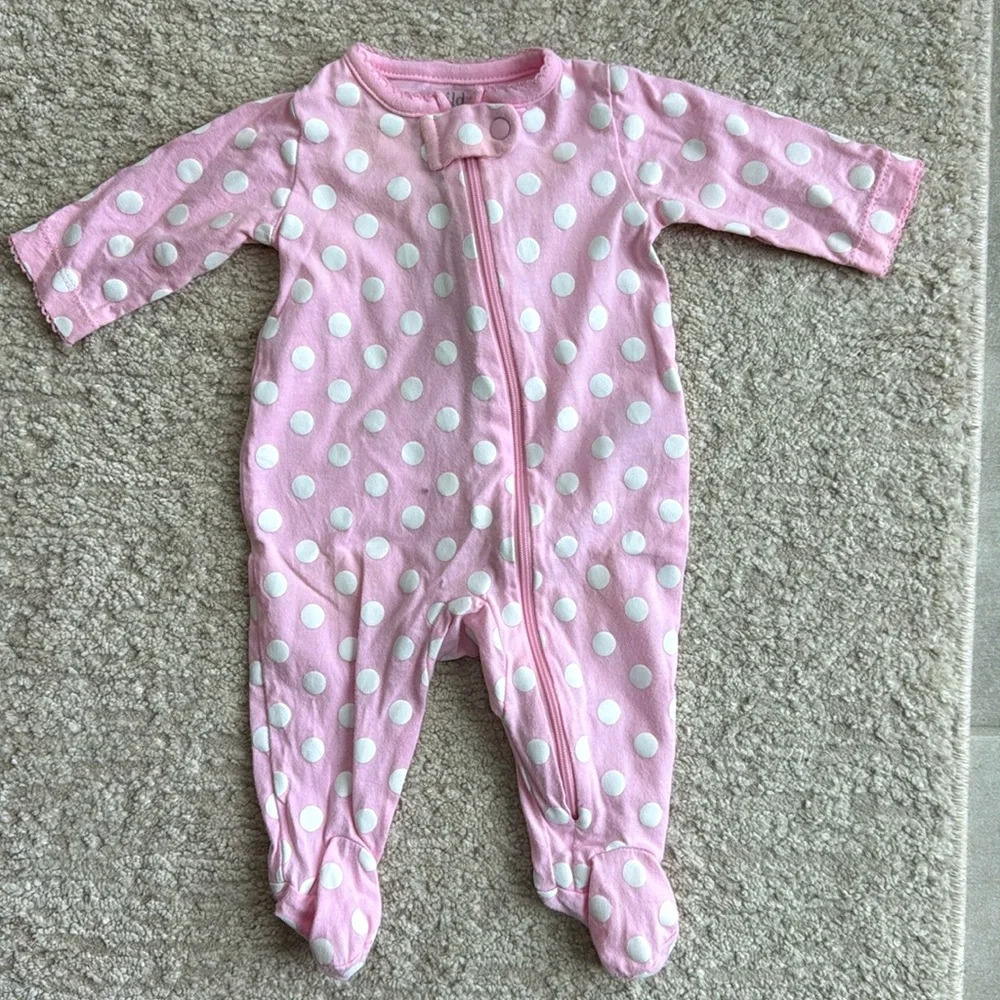16 Piece Girl's NEWBORN Carter's, Koala Baby Mix & Match Tops & Bottoms